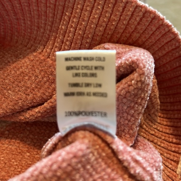 Girls Sweater - Picture 4 of 4